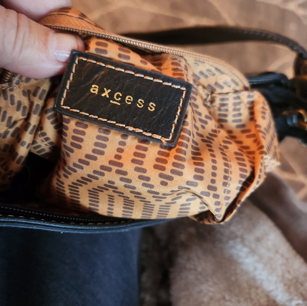 Axcess shoulder bag - Picture 5 of 6
